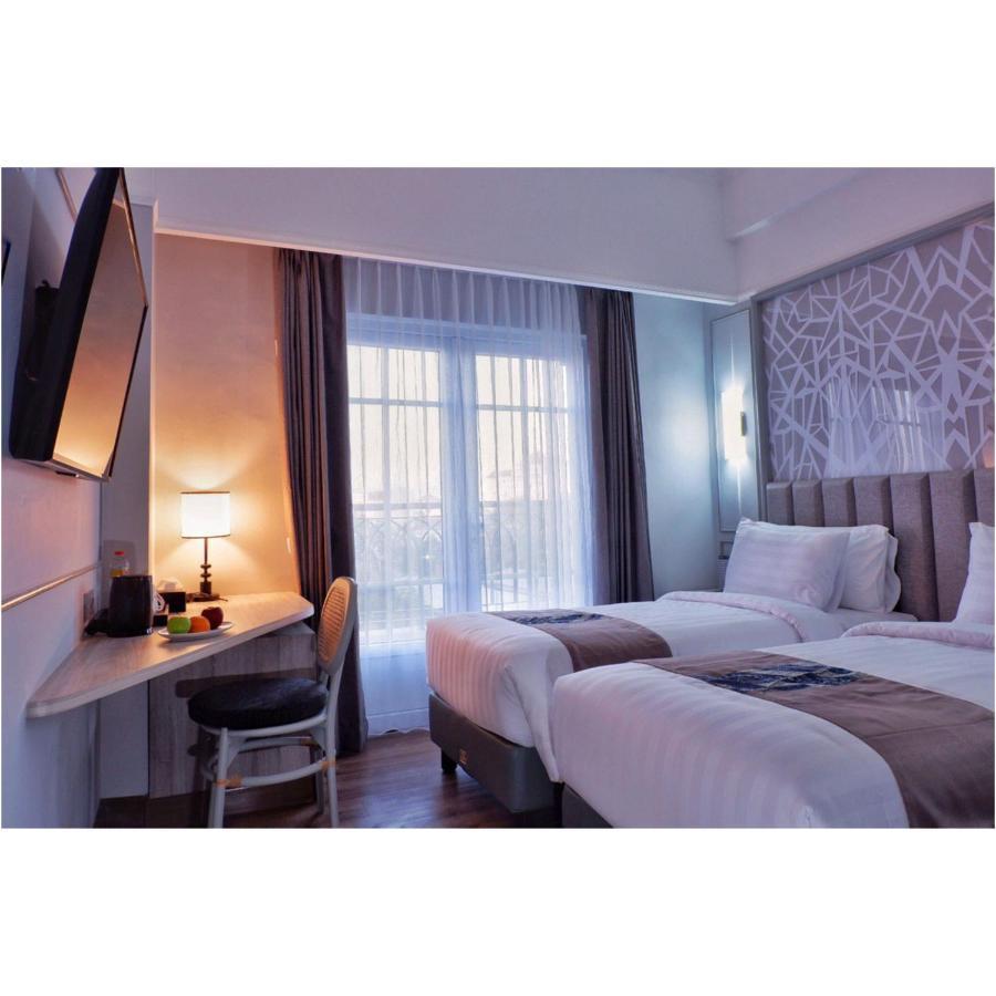 Solia Hotel Yosodipuro Surakarta  Exterior photo
